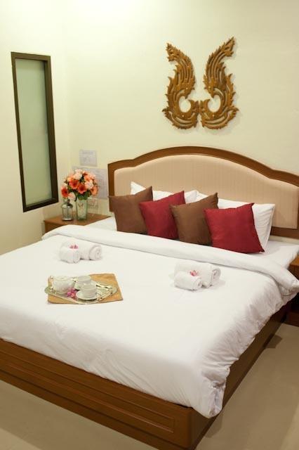 Hansa Venetian Hotel Hat Yai Esterno foto