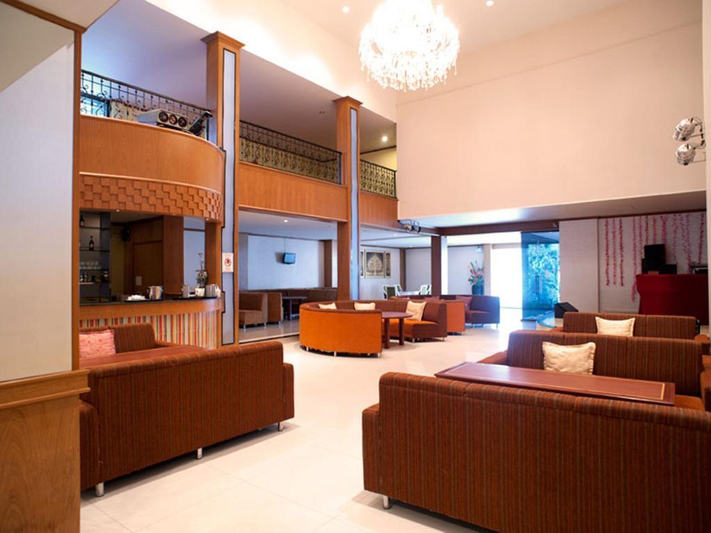 Hansa Venetian Hotel Hat Yai Esterno foto